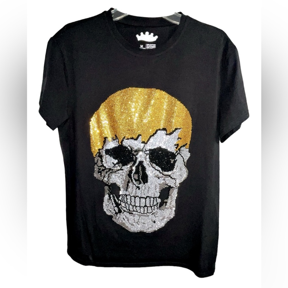 Popular Rhinestone Skull Graphic Tee - Size: Medium (USA)